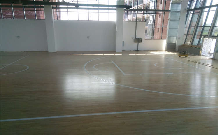 籃球館木地板有關養護常識